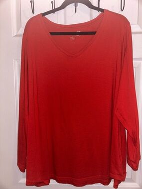 Terra & Sky Red V‑Neck Long Sleeve Top